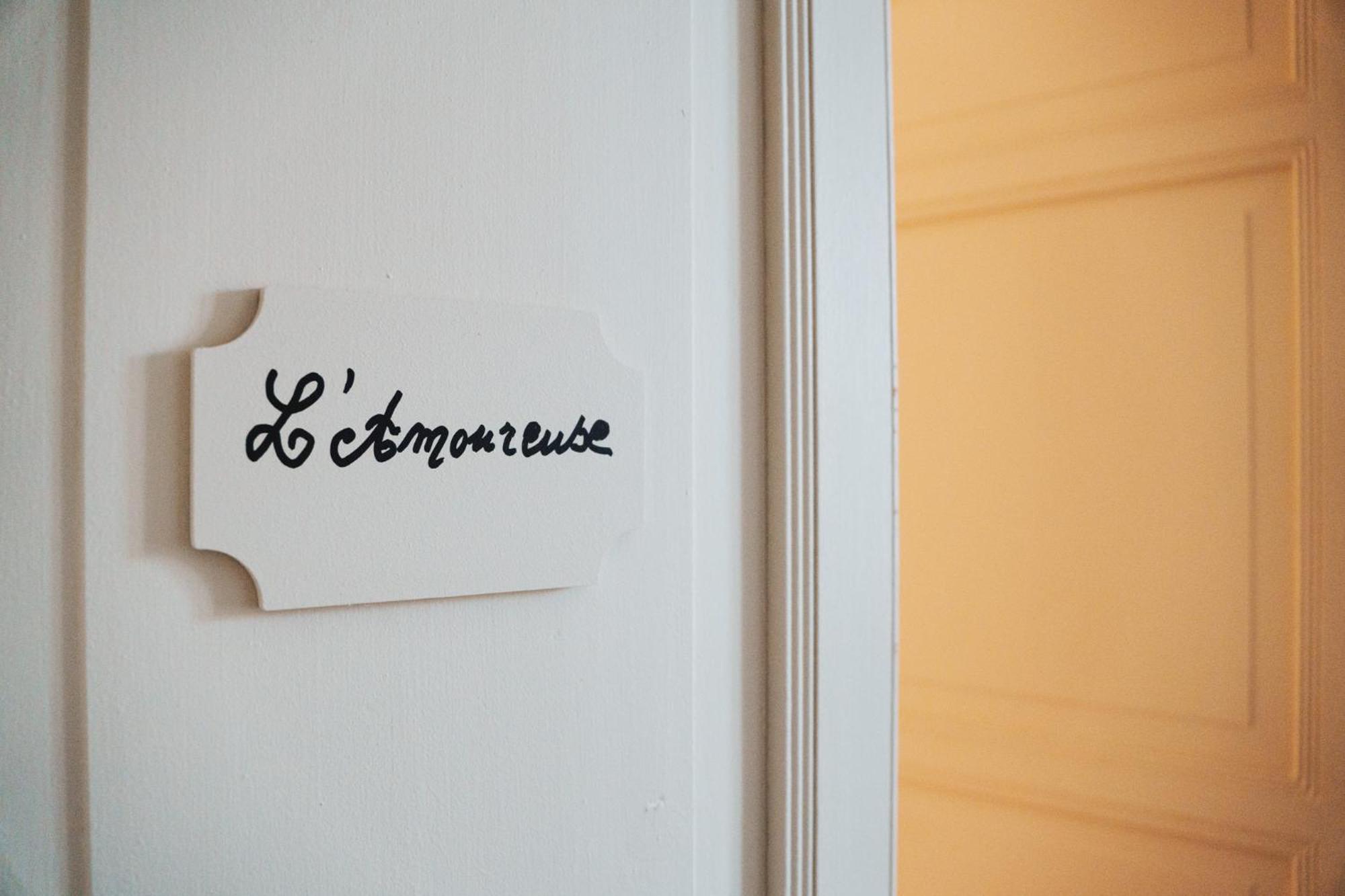 Maison D'Hotes De Charme "La Belle Dame Sans Regrets" Talairan Zewnętrze zdjęcie